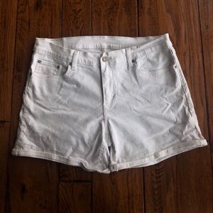 White Levi Short shorts